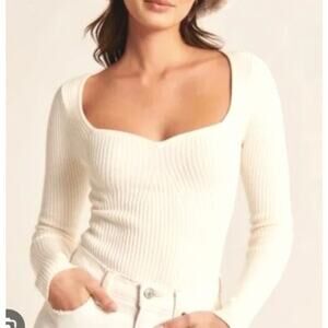 Abercrombie & Fitch Ribbed Sweetheart Neckline Bodysuit Sz M